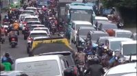 Terkait Puncak Arus Balik, Polisi: Mohon Masyarakat Lihat Jadwal One Way Di jalur Puncak!
