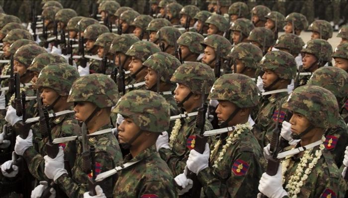 Keteteran Melawan Milisi Bersenjata, Junta Wajibkan Warga Ikut Wamil