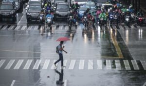Antisipasi Banjir dan Longsor, Simak Peringatan Dini Cuaca Ekstrem BMKG Hari Ini di Jakarta dan Bogor ttffsaudscyyvivyj