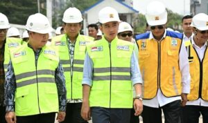 Gibran Blusukan ke Proyek Strategis dan Program Makan Bergizi di Jakarta