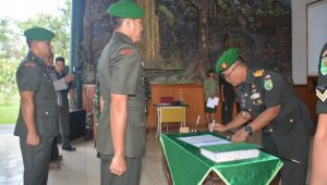 Brigjen TNI E. Reza Pahlevi Pimpin Sertijab Kasiter dan Kasiren Korem 174/ATW Merauke